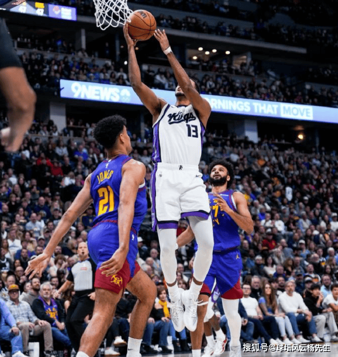 NBA爆(bào)冷夜！国王客场128-123掀繙(fān)掘金，约基(jī)奇(qí)44分空砍威(wēi)少21+11